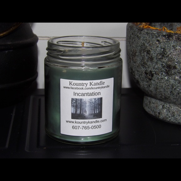 Incantation Scented Candle - Picture 3 of 3